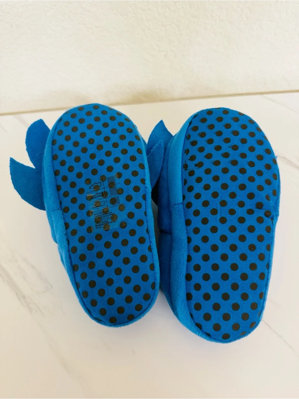 H&M • Sonic the Hedgehog Plush Slippers in True Blue